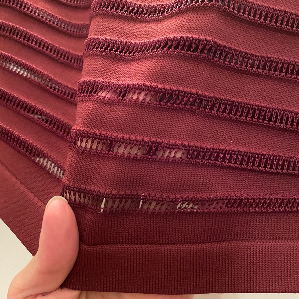 VDAY SPL Forever 21 Textured Crop Top - Picture 4 of 5